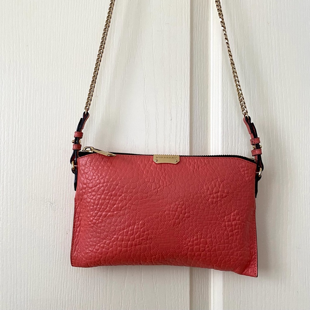 $454 Burberry Chichester Coral Red Embossed Leather Chain Strap Crossbody Bag